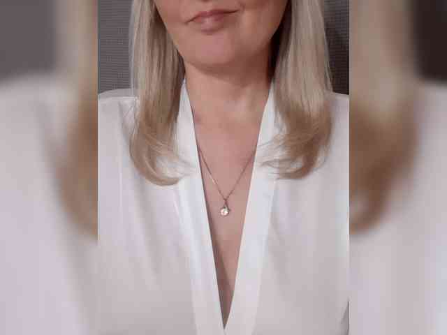 SexiestJess45 SexiestJess45