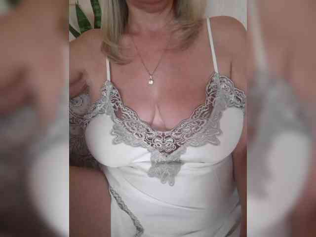 SexiestJess45 webcam