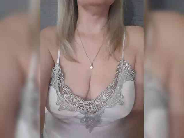 SexiestJess45 webcam