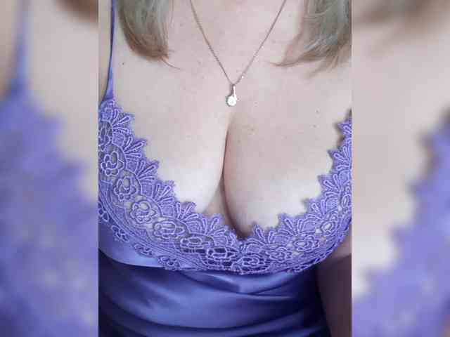 SexiestJess45 webcam