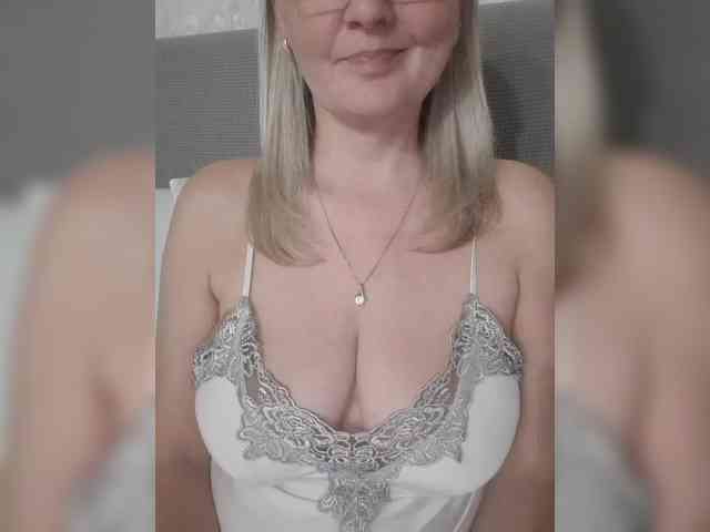 SexiestJess45 webcam