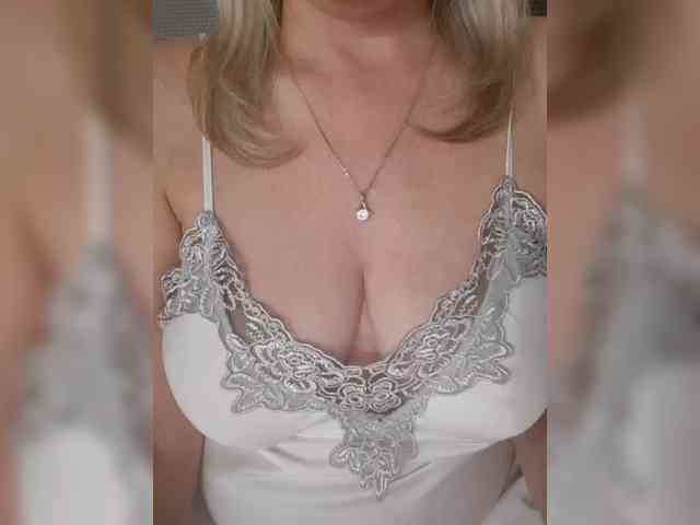 SexiestJess45 webcam