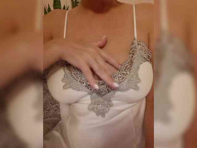 SexiestJess45