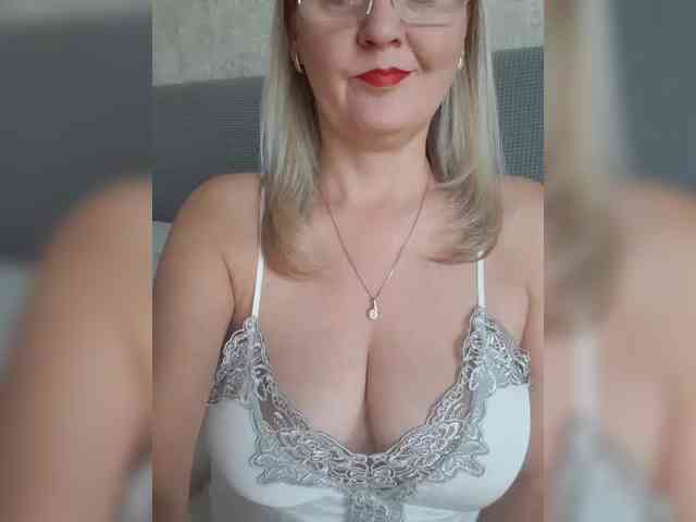 SexiestJess45 webcam