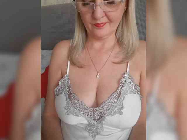 SexiestJess45 webcam