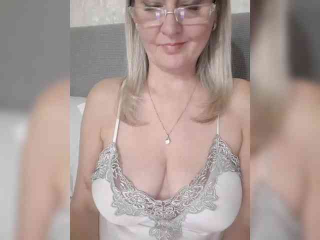 SexiestJess45 SexiestJess45