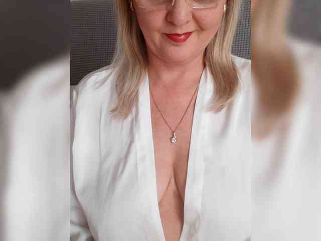 SexiestJess45 webcam