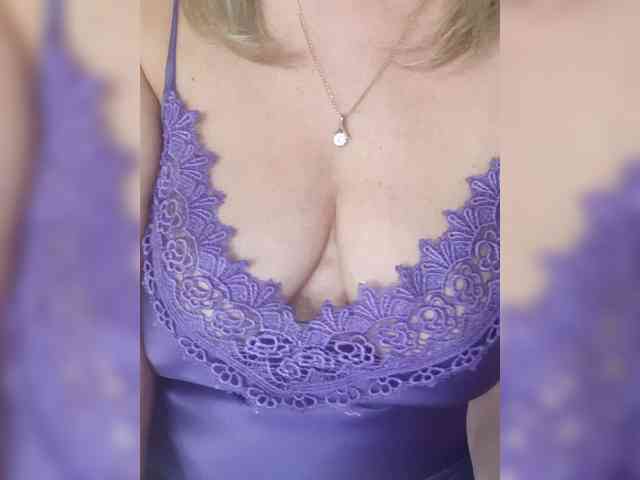 SexiestJess45 webcam