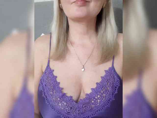 SexiestJess45 webcam