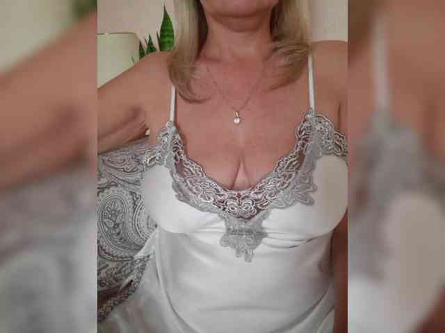 SexiestJess45