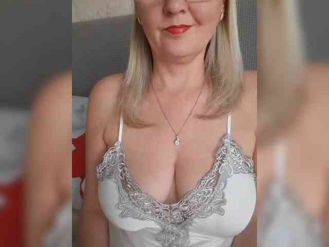 SexiestJess45 webcam