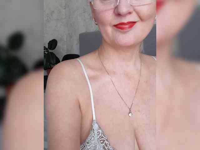 SexiestJess45 webcam