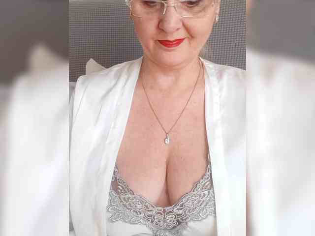 SexiestJess45 SexiestJess45