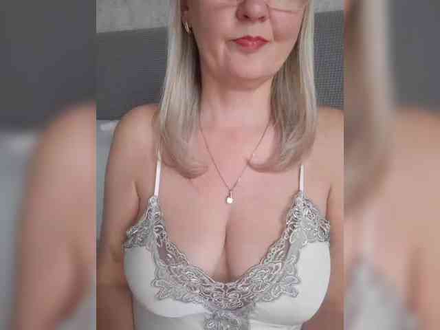 SexiestJess45 webcam