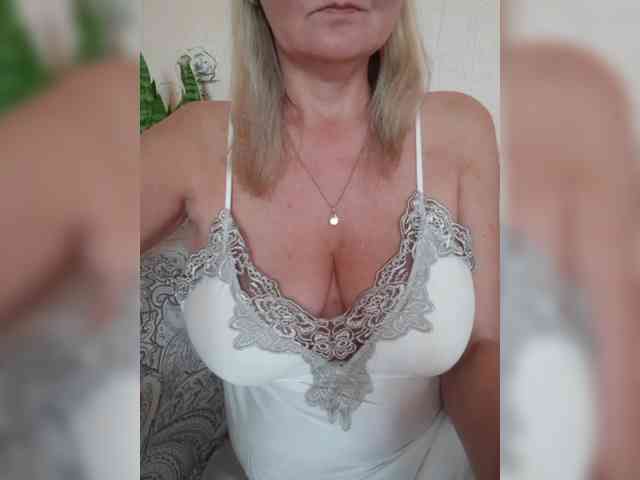 SexiestJess45 Live Webcam on BongaCams