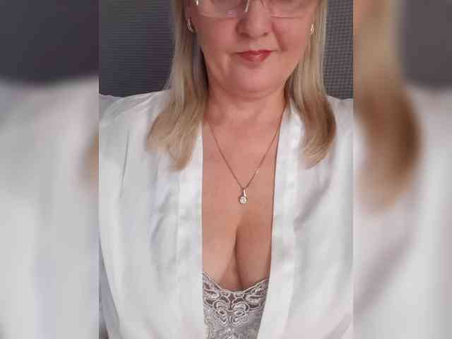 SexiestJess45 webcam