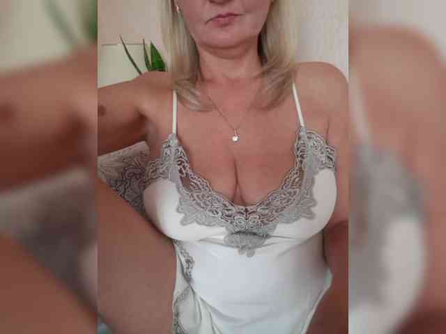 SexiestJess45 webcam
