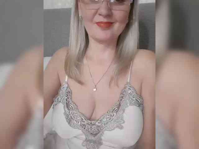 SexiestJess45 webcam