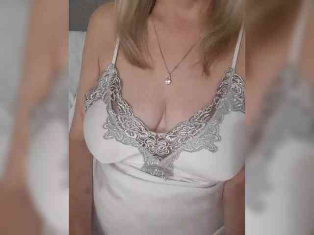 SexiestJess45 webcam