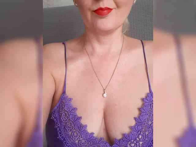 SexiestJess45 webcam