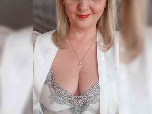 SexiestJess45 webcam