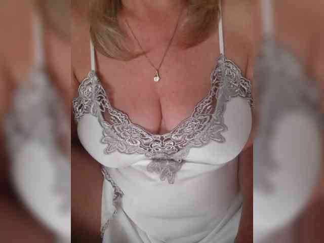 SexiestJess45 webcam