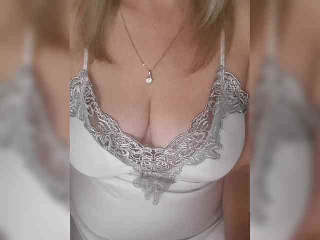 SexiestJess45 webcam