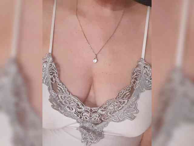 SexiestJess45 webcam