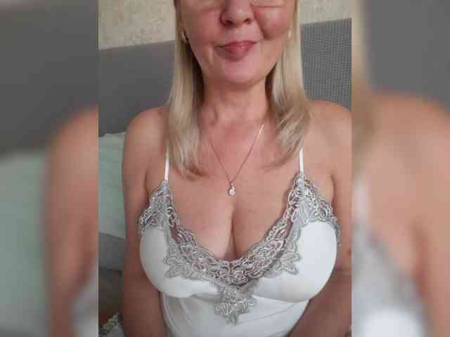 SexiestJess45 webcam