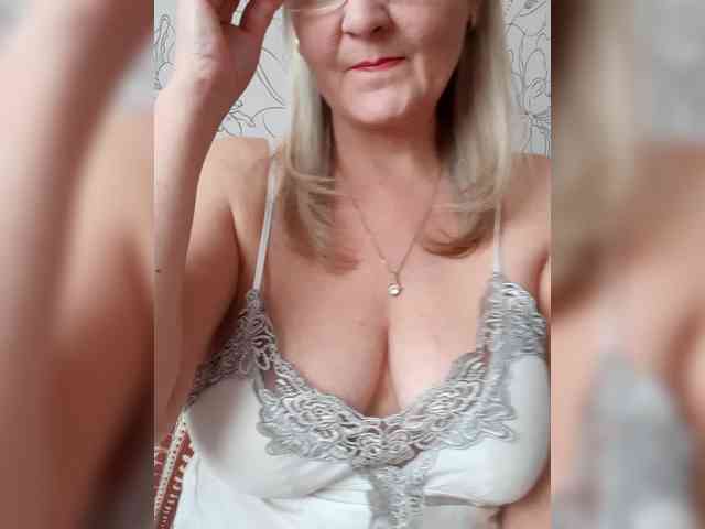 SexiestJess45 webcam