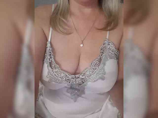 SexiestJess45 webcam