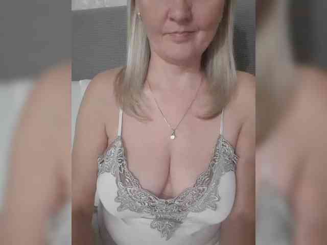 SexiestJess45 webcam