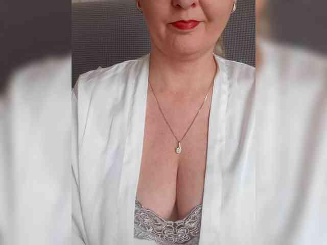 SexiestJess45 webcam