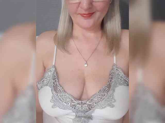 SexiestJess45 webcam