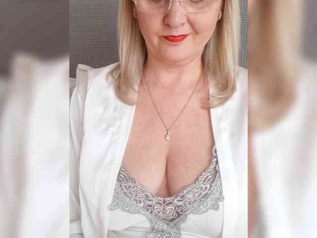 SexiestJess45 webcam