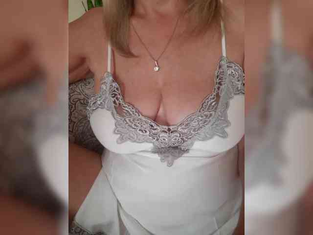 SexiestJess45 webcam