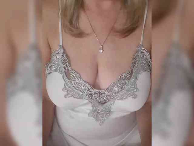 SexiestJess45 webcam