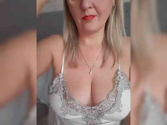 SexiestJess45