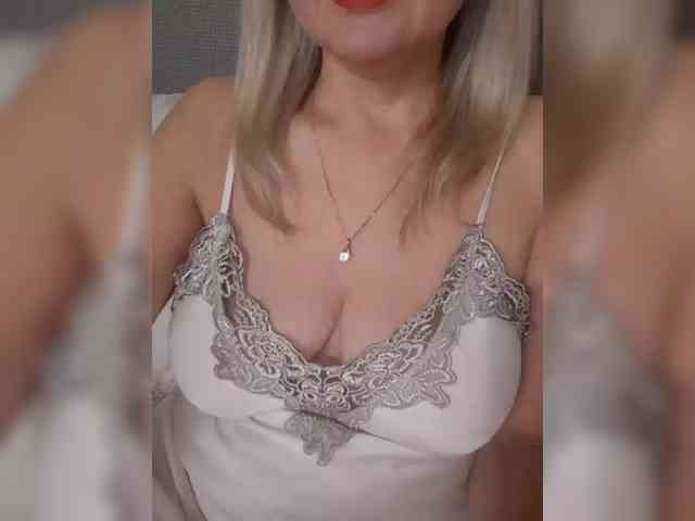 SexiestJess45 webcam