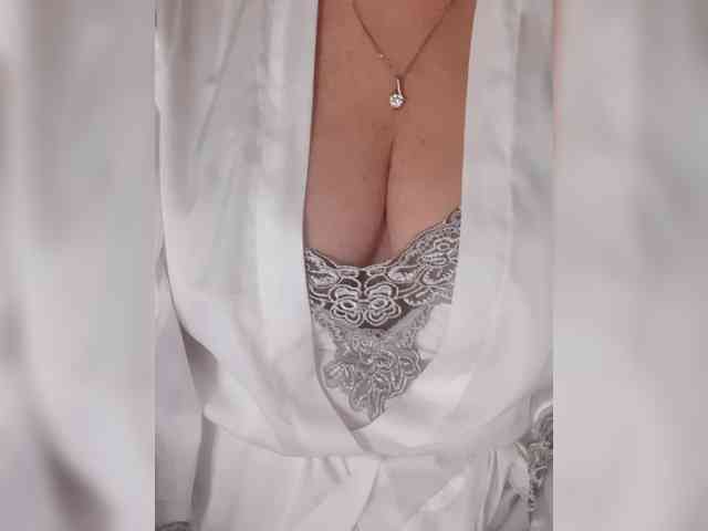 SexiestJess45 SexiestJess45