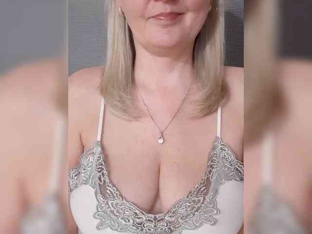 SexiestJess45 webcam