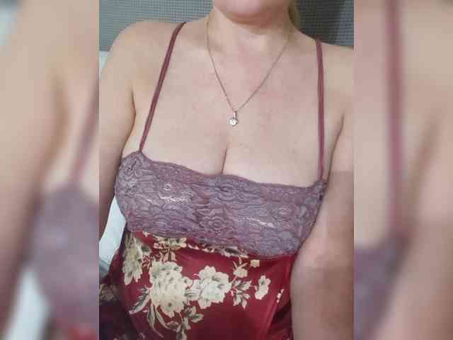 SexiestJess45 webcam