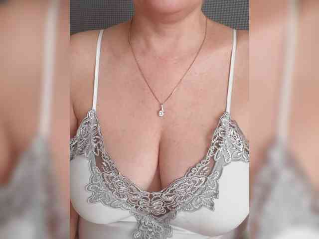 SexiestJess45 webcam