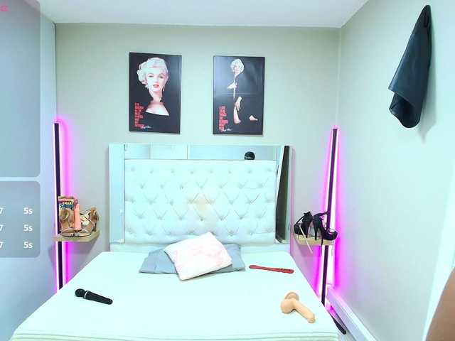 Kimmturner's BongaCams show and profile