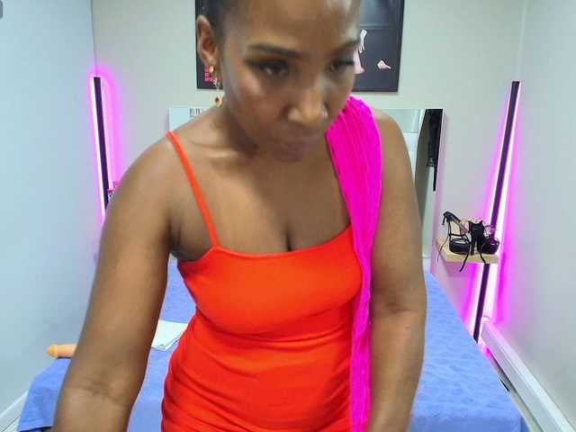 Kimmturner's BongaCams show and profile