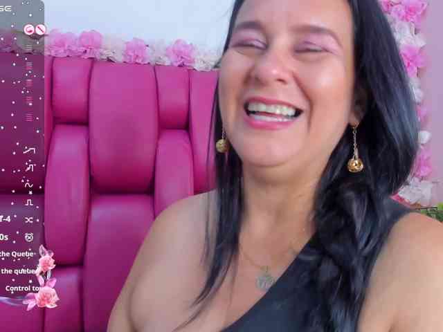 sharlott-bbw webcam