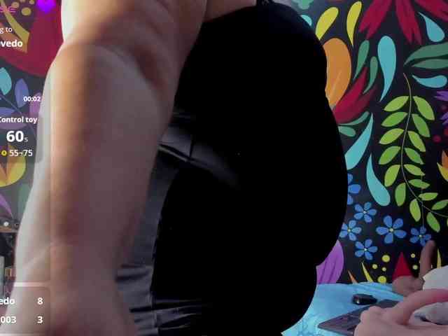sharlott-bbw webcam