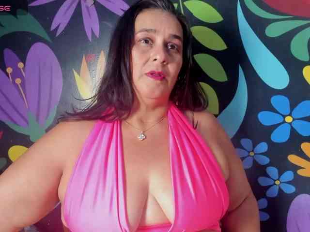 sharlott-bbw sharlott-bbw