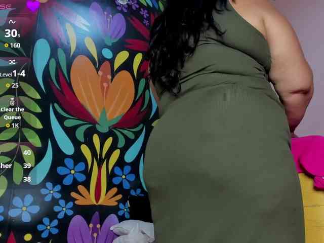sharlott-bbw webcam