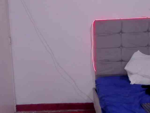 sharlott-bbw webcam